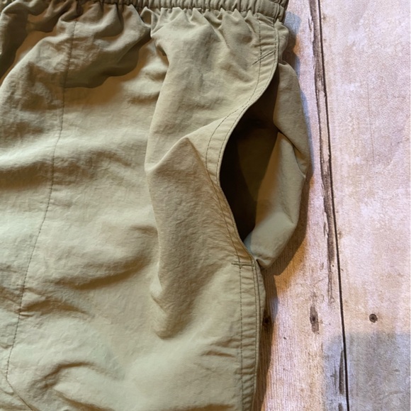 Patagonia Baggies in Buckhorn Green Shorts Netplus shell M - Picture 14 of 16